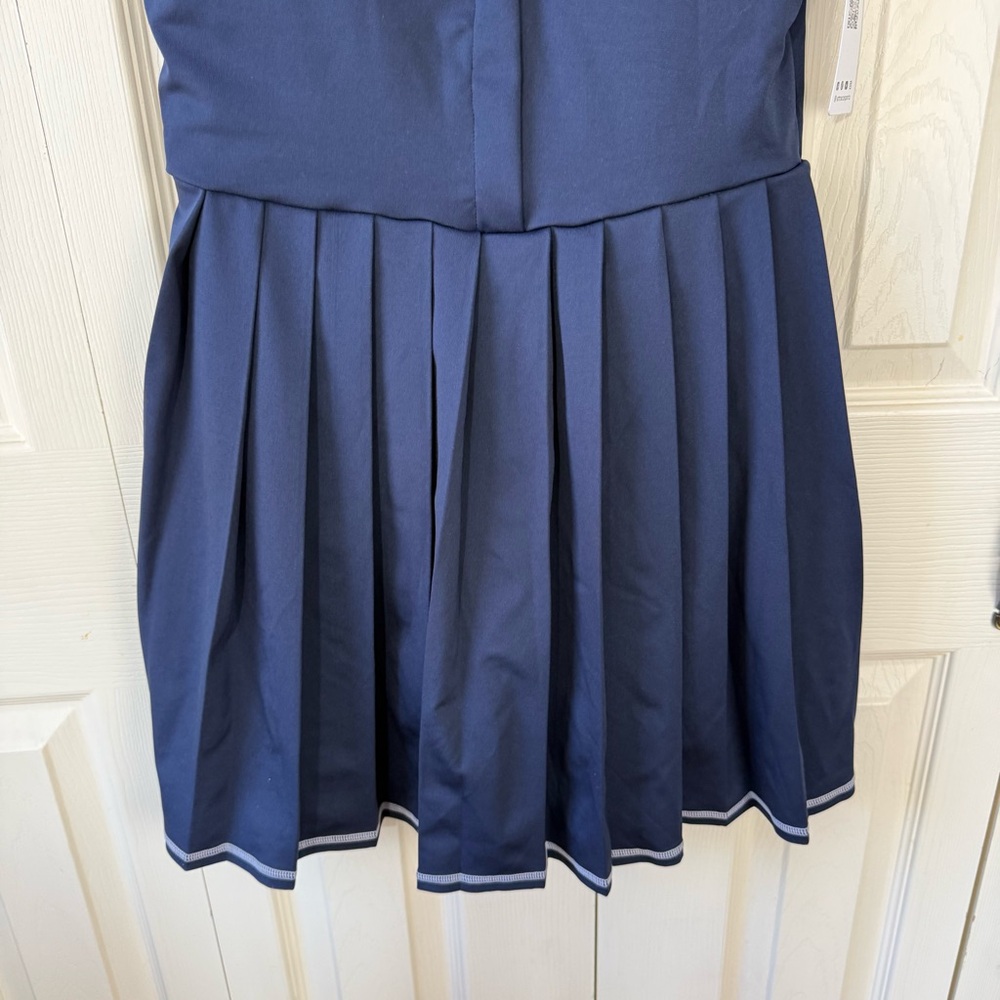 Attraco Navy Polo Ribbed Half Zip Pleated Dress Built in Bra Womens Size Medium - Picture 4 of 9